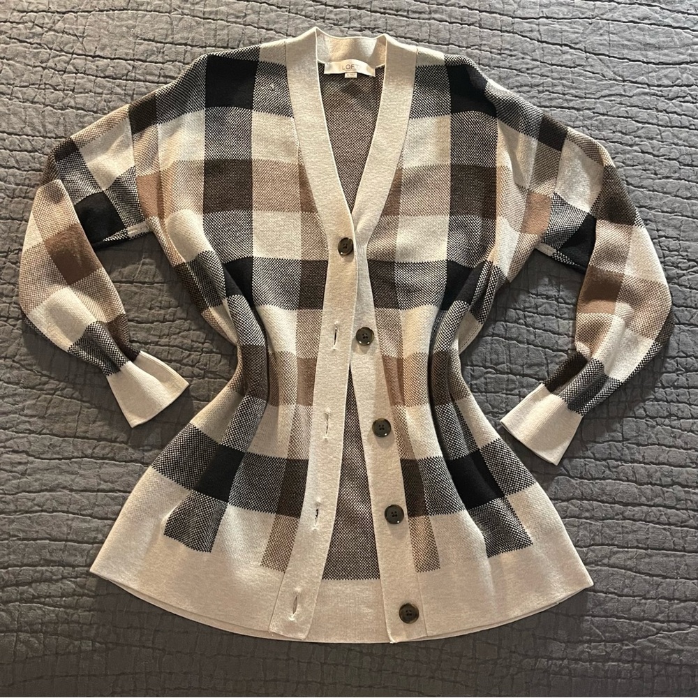 LOFT Dark Academia Brown Plaid V-Neck Boyfriend Cardigan. Size Medium.